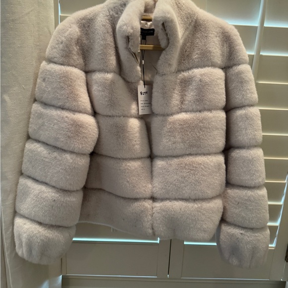 Generation Love Jackets & Blazers - MWT: Generation Love faux fur Jodi Jacket  cream/off-white.